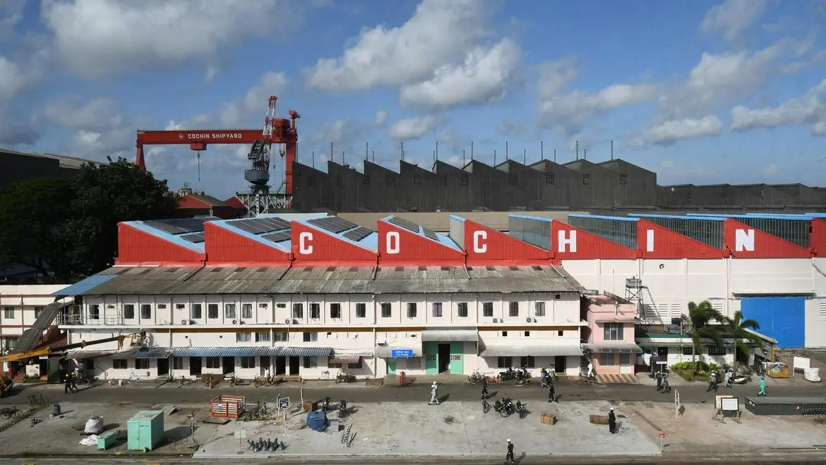 Cochin Shipyard Share Price Drops as Government OFS Opens: Key Details, Floor Price, and What Investors Should Do